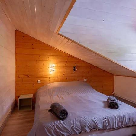 à Avec Piscine Casa vacanze Isturits