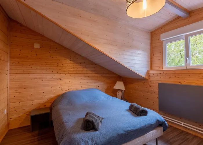 A Avec Piscine Dom wakacyjny